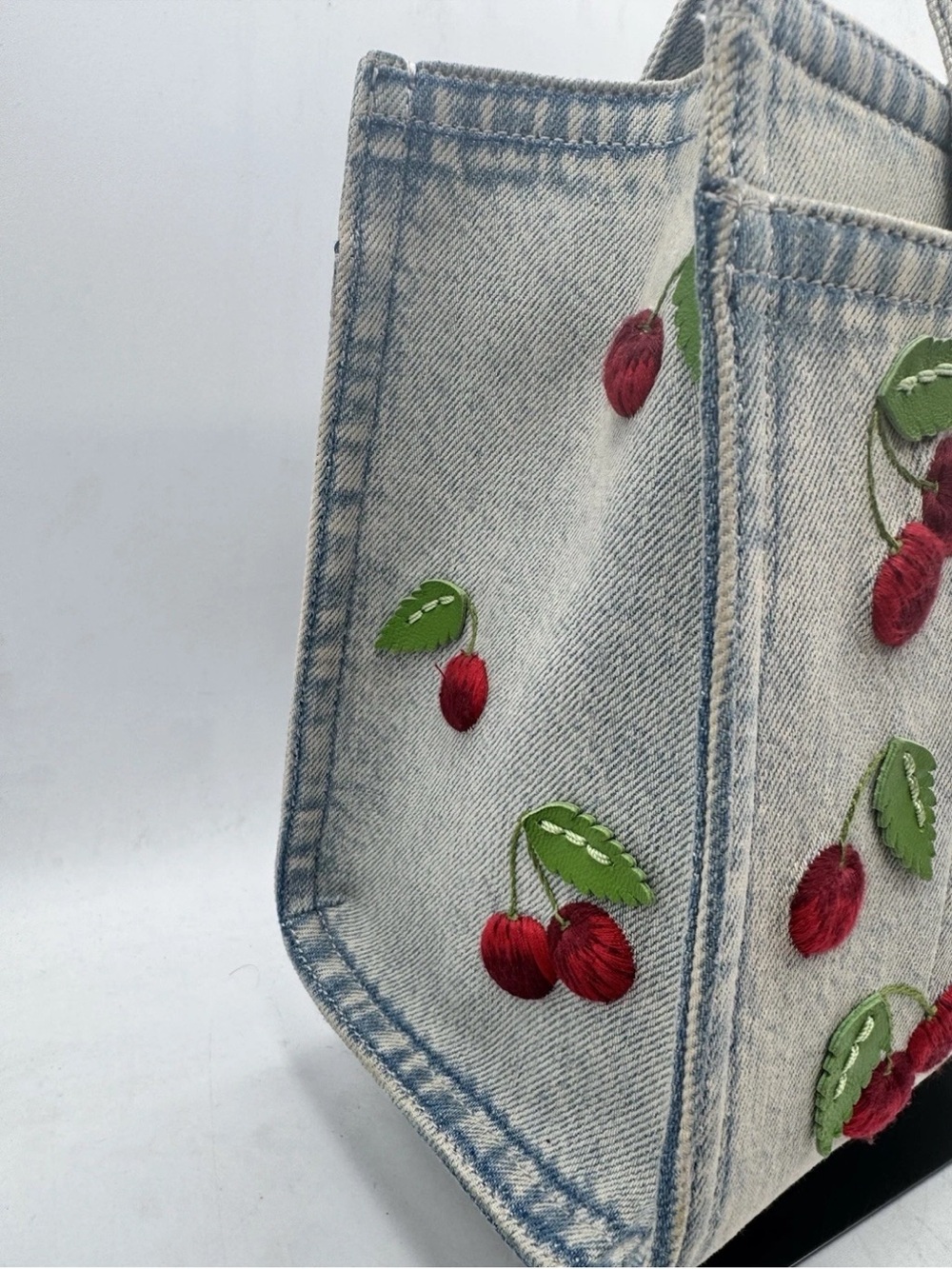 Coach New York Denim Cherry Appliqué Tote - Light Blue with strap, dust bag, - Picture 5 of 13